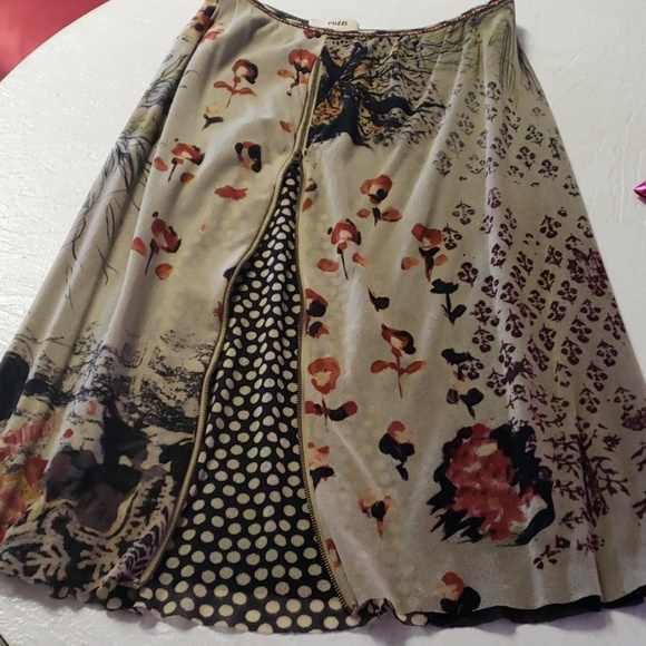 FUZZI Print Elasticized Stretch Skirt - Picture 7 of 8